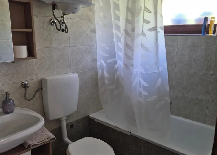 Kuca Za Odmor Petra Apartment *