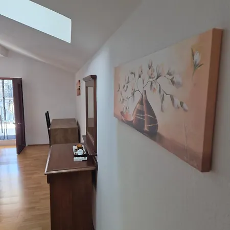 Kuca Za Odmor Petra Apartment *